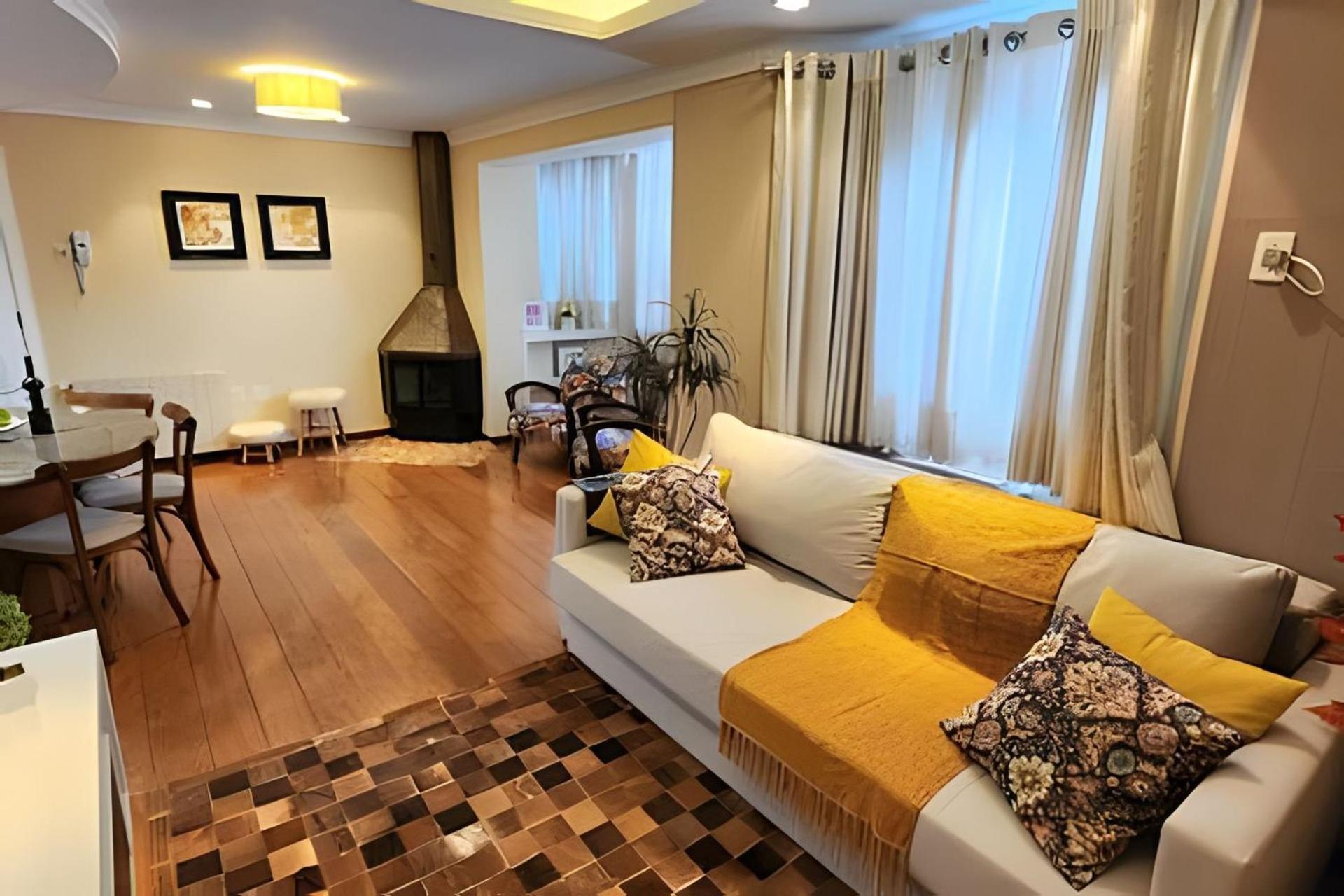 Maravilhoso Apartamento No Centro De Gramado Eksteriør bilde